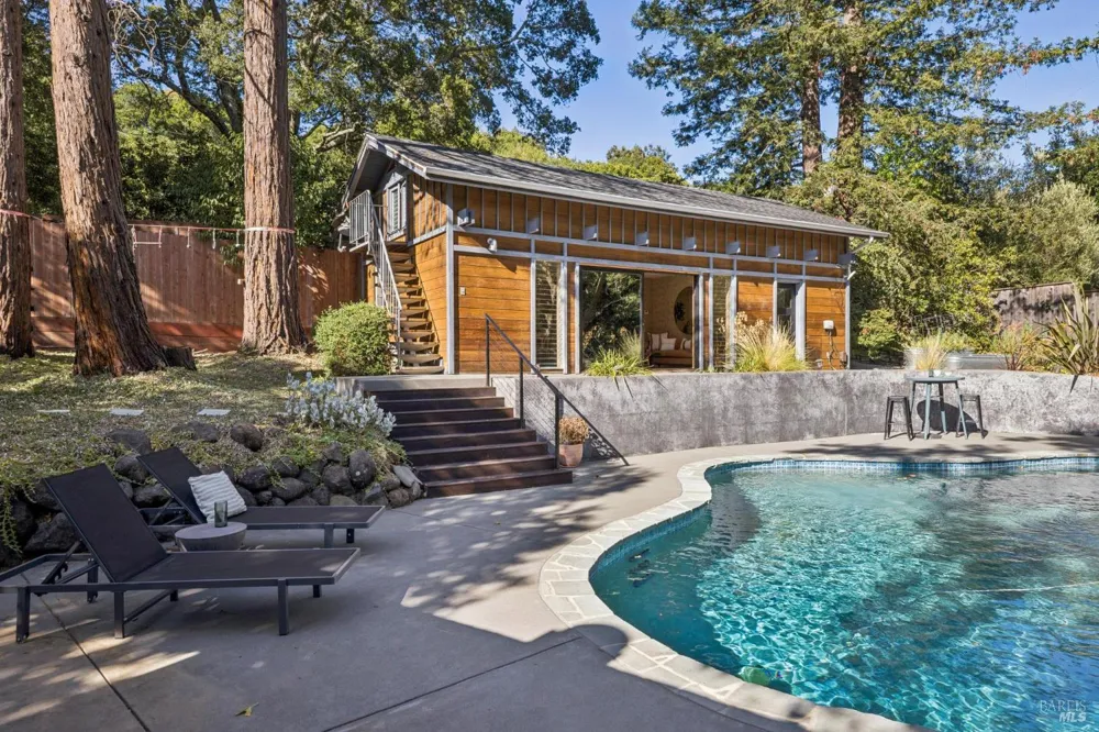 31 Crane Drive San Anselmo, CA 94960