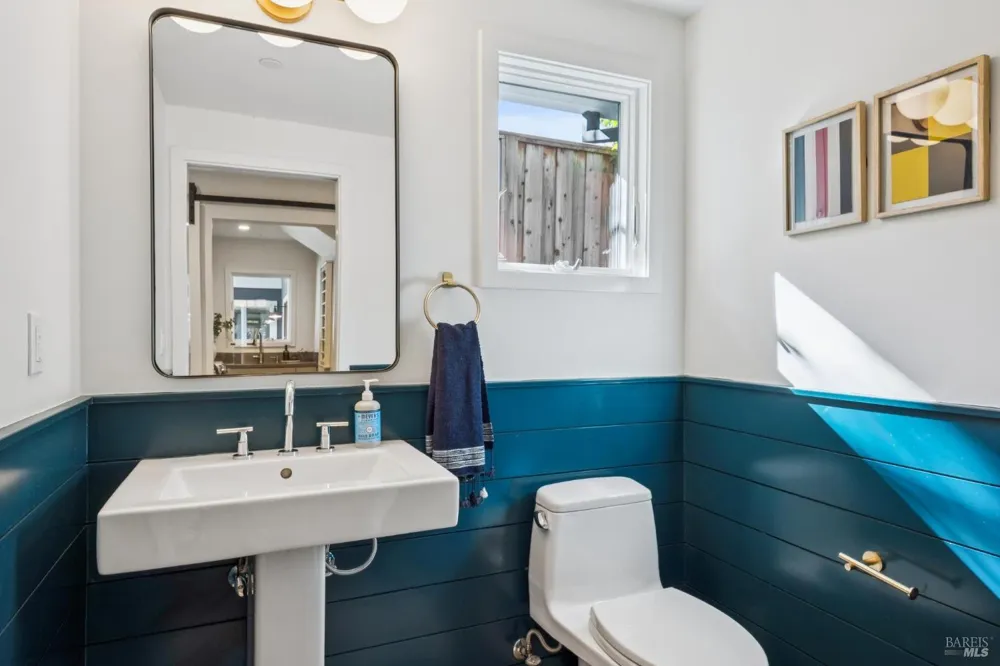 31 Crane Drive San Anselmo, CA 94960