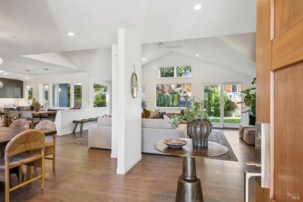 31 Crane Drive San Anselmo, CA 94960