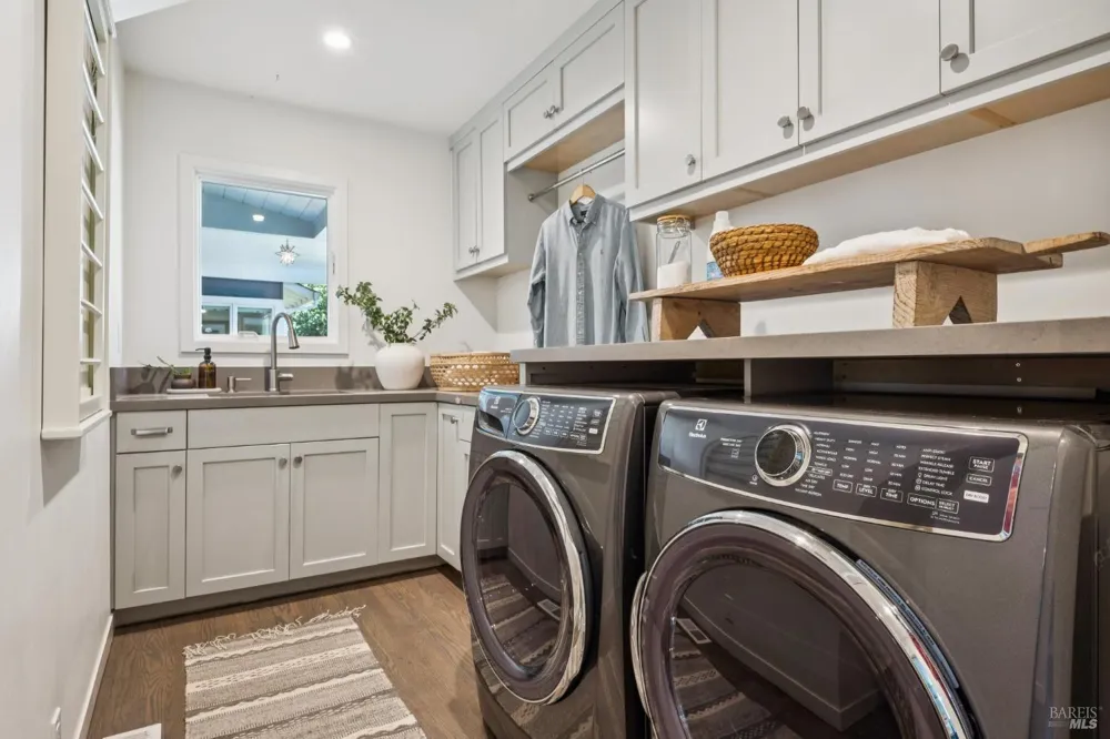 31 Crane Drive San Anselmo, CA 94960