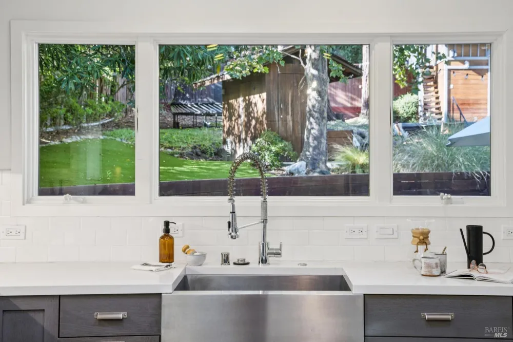 31 Crane Drive San Anselmo, CA 94960