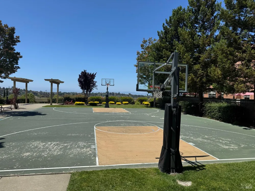 8417 Benavente Court Vallejo, CA 94591