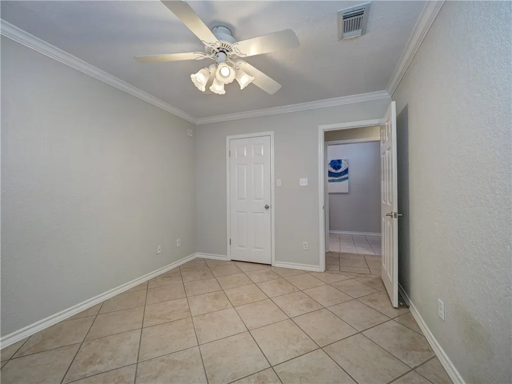 15306 Yardarm Court Corpus Christi, TX 78418