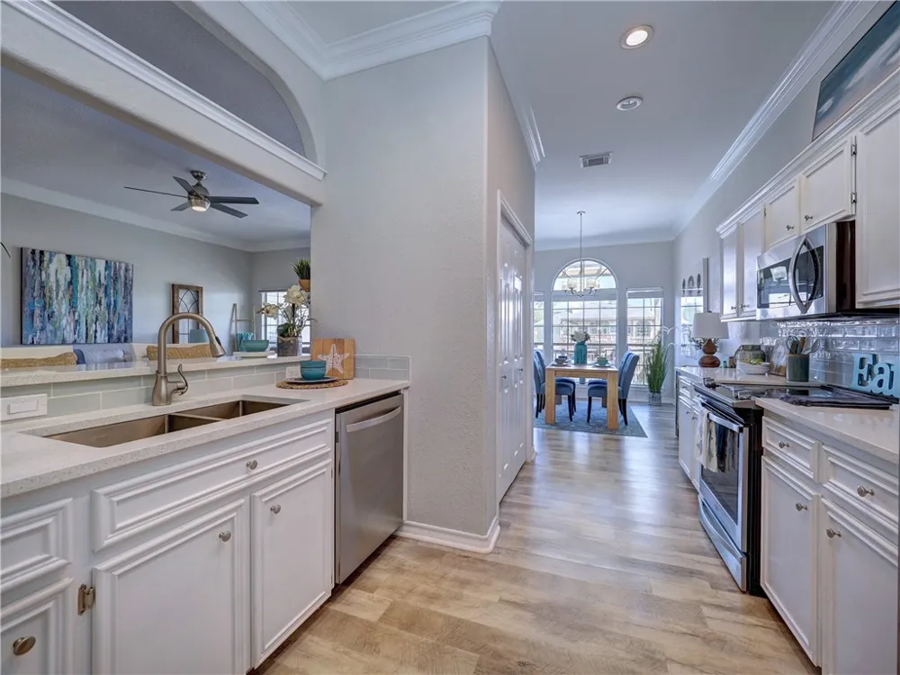 15306 Yardarm Court Corpus Christi, TX 78418
