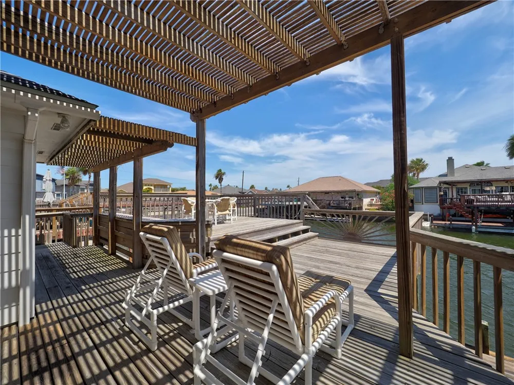 15306 Yardarm Court Corpus Christi, TX 78418