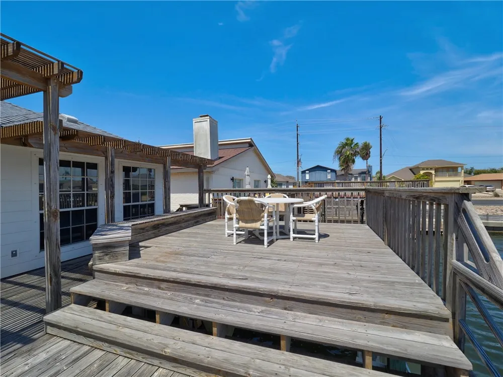 15306 Yardarm Court Corpus Christi, TX 78418