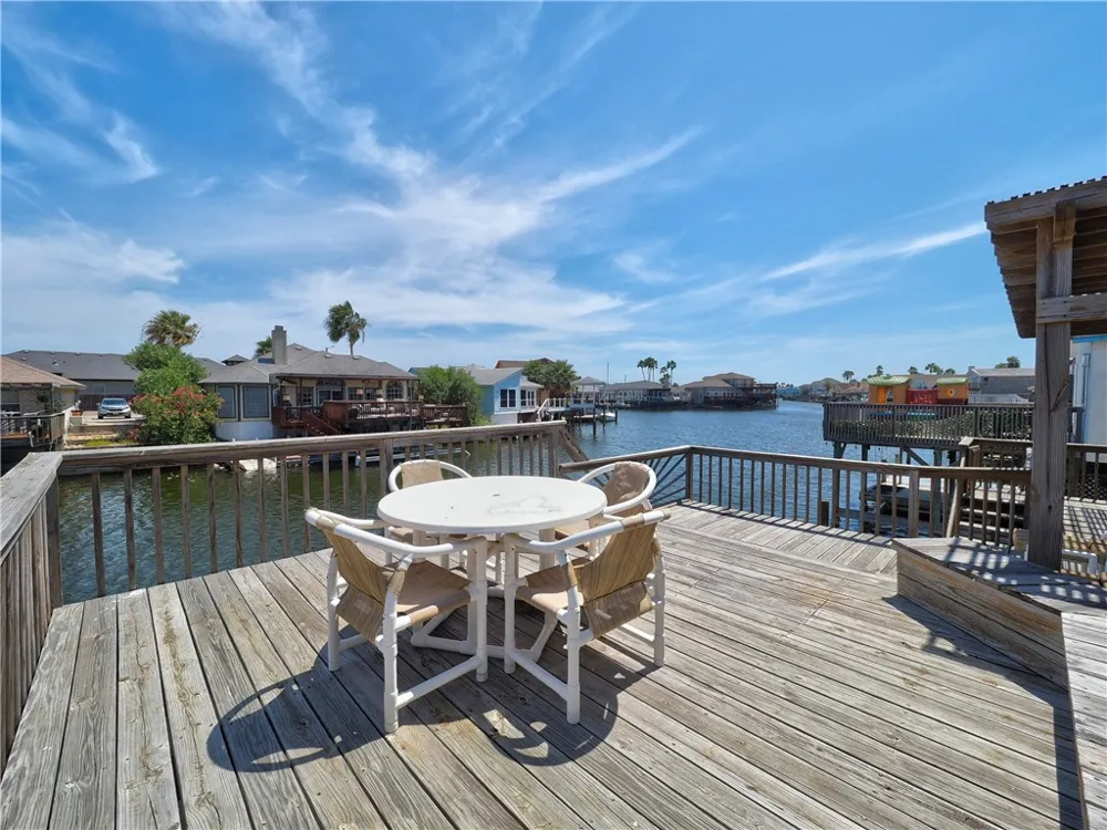 15306 Yardarm Court Corpus Christi, TX 78418
