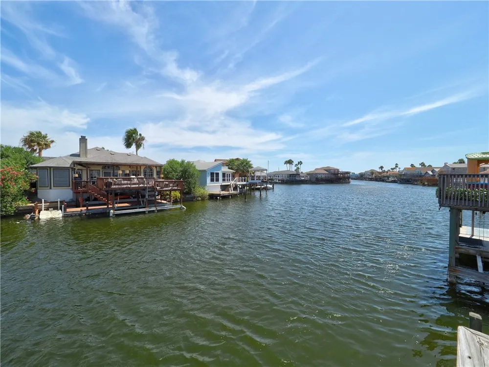 15306 Yardarm Court Corpus Christi, TX 78418