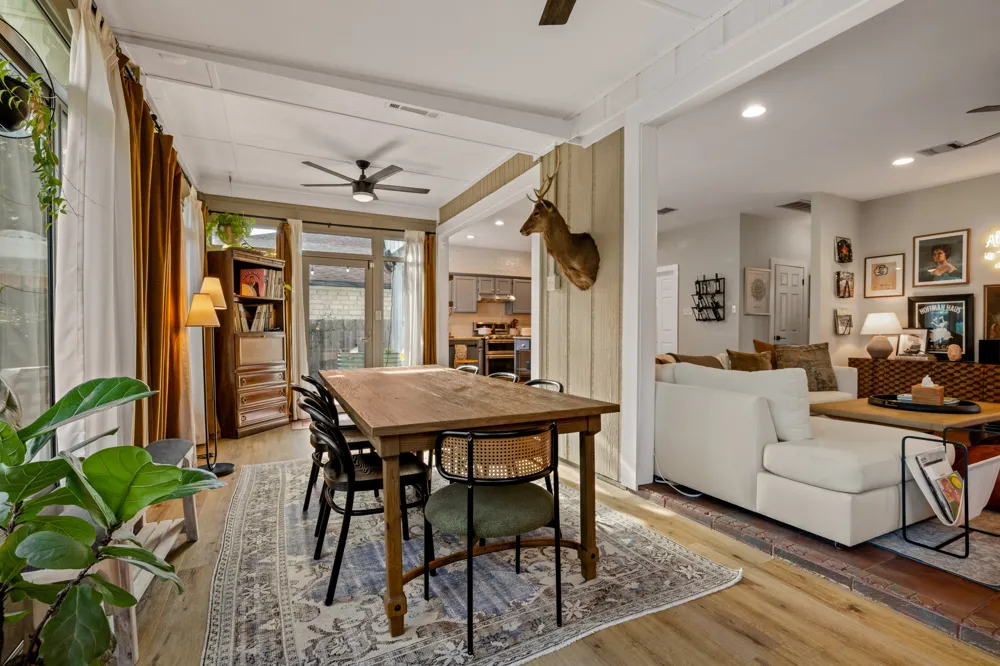 4624 Hoffman Drive Austin, TX 78749