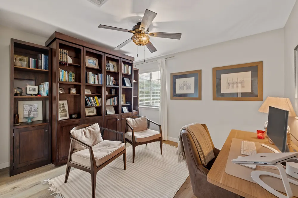 4624 Hoffman Drive Austin, TX 78749