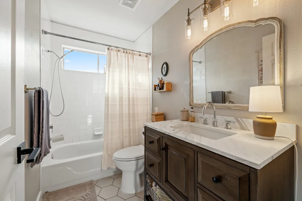 4624 Hoffman Drive Austin, TX 78749