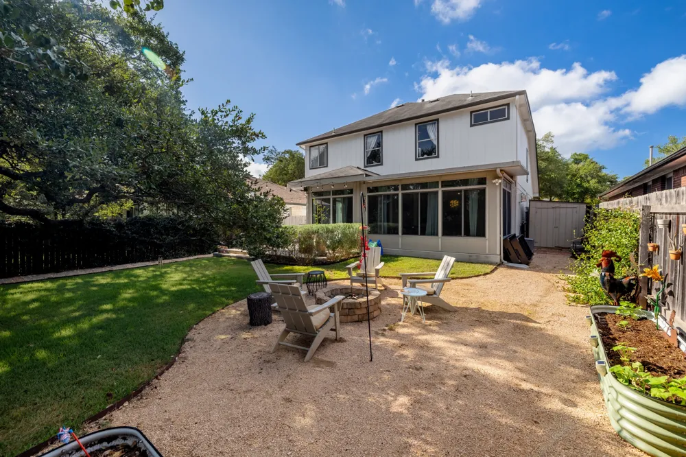 4624 Hoffman Drive Austin, TX 78749