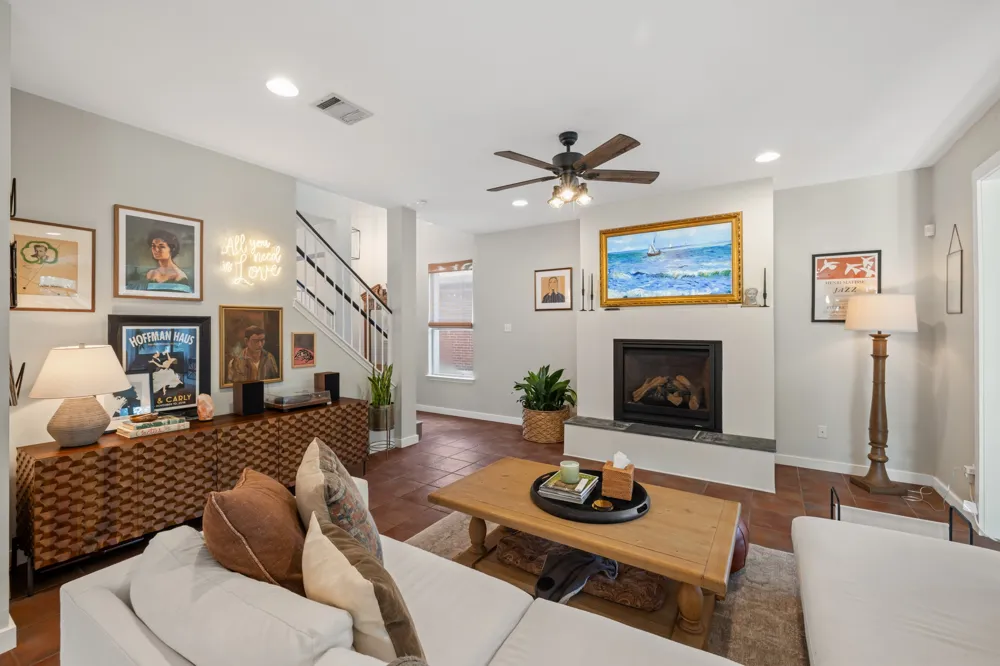 4624 Hoffman Drive Austin, TX 78749