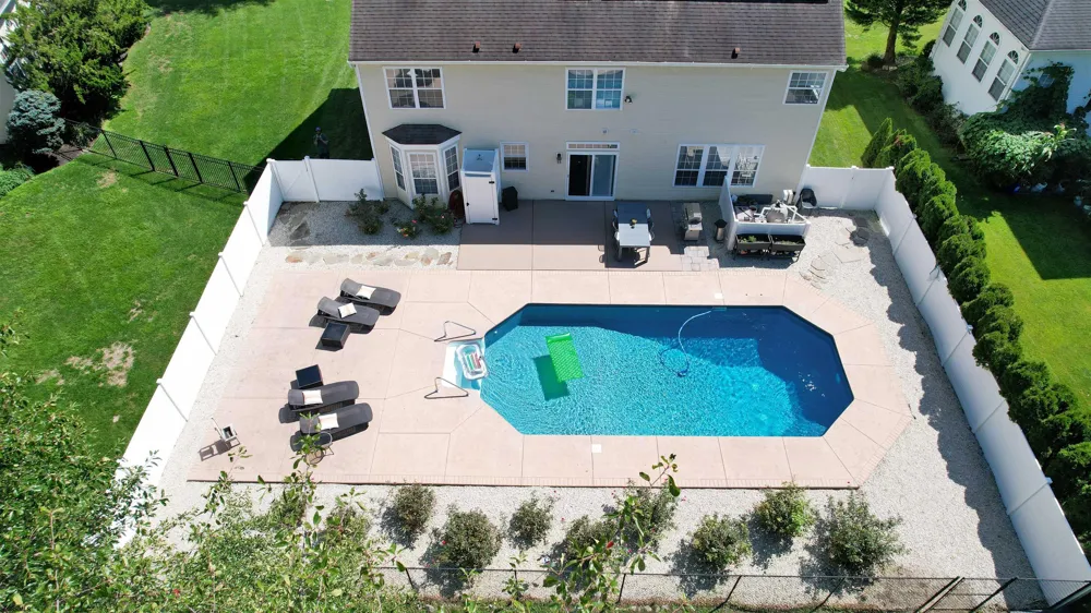 102 Julie Dr Northfield, NJ 08225