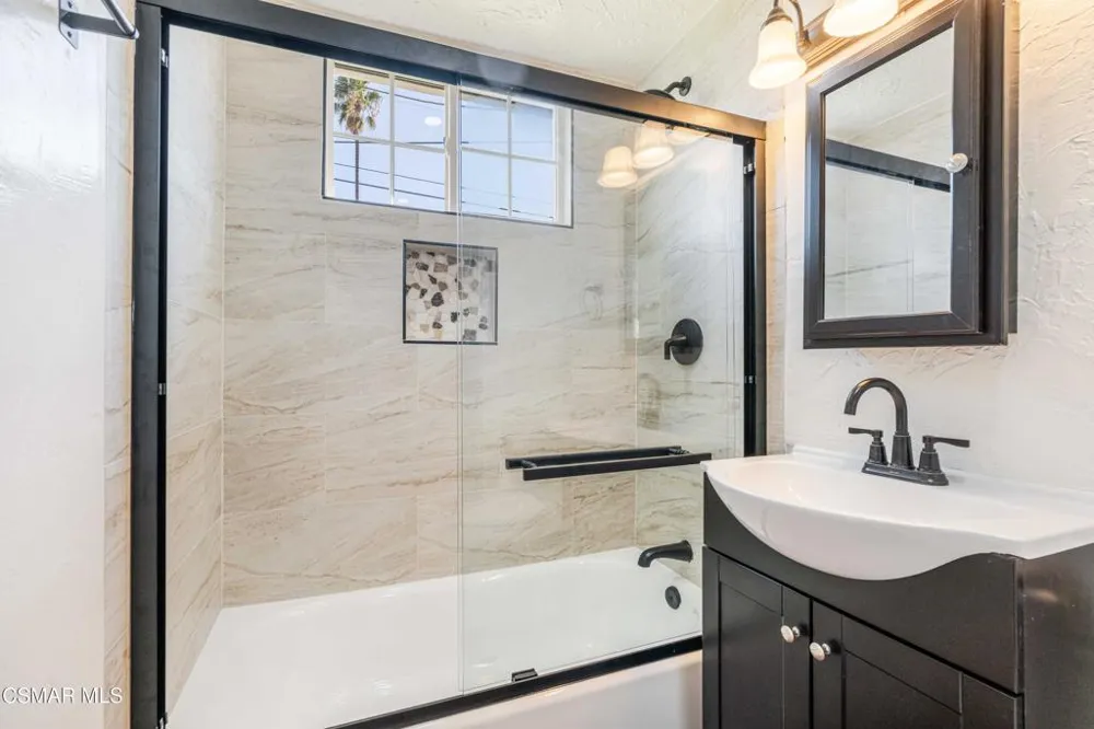 1574 Sutter Avenue Simi Valley, CA 93065