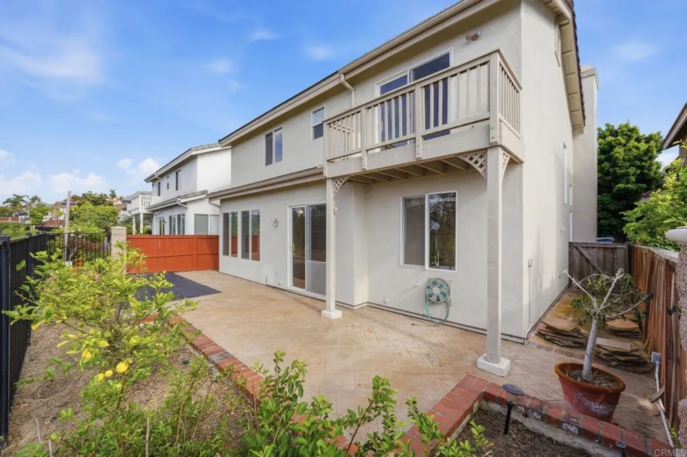 2914 Pearl Place Carlsbad, CA 92009