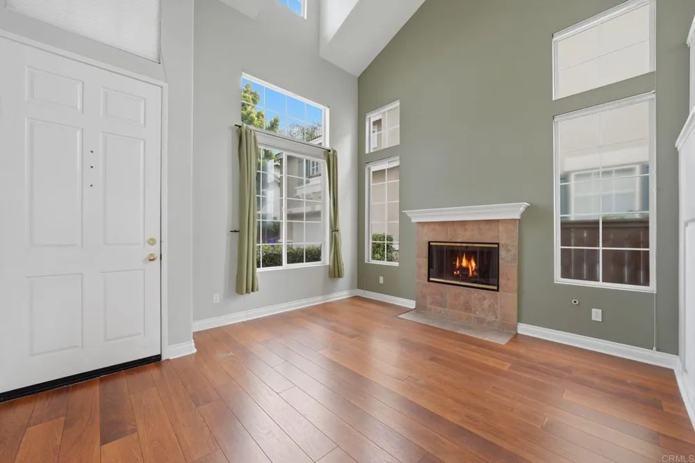 2914 Pearl Place Carlsbad, CA 92009