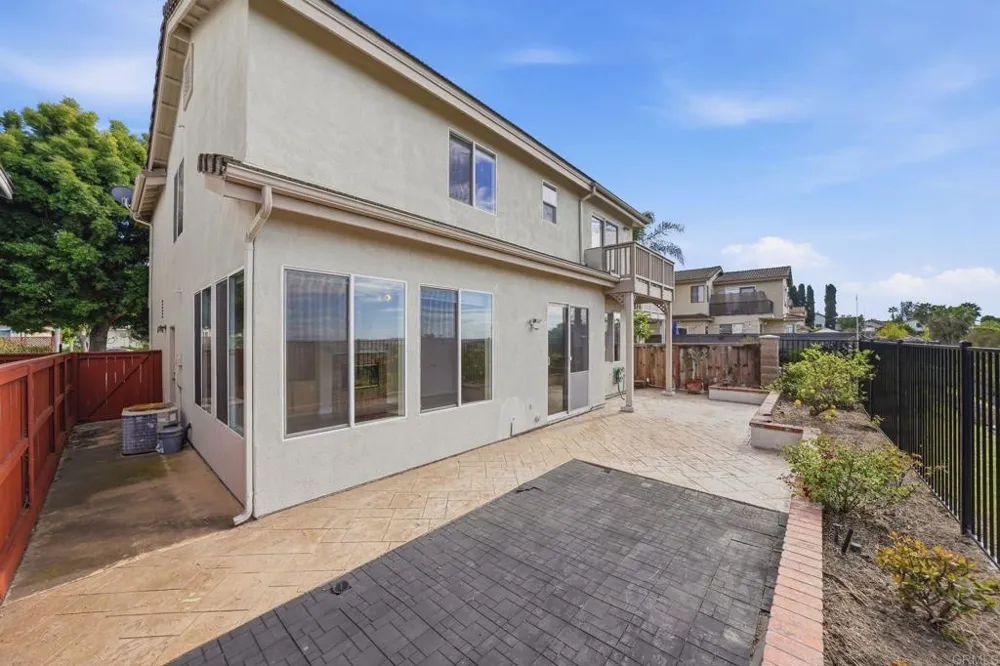 2914 Pearl Place Carlsbad, CA 92009
