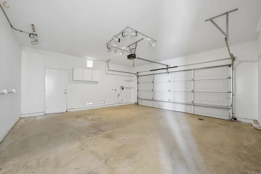 2914 Pearl Place Carlsbad, CA 92009