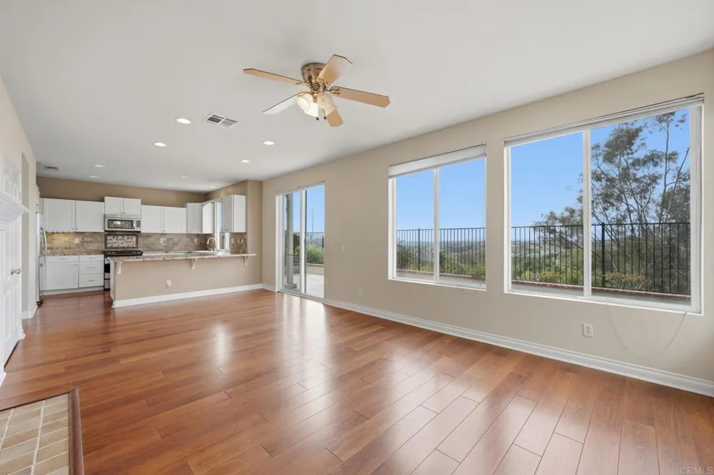 2914 Pearl Place Carlsbad, CA 92009