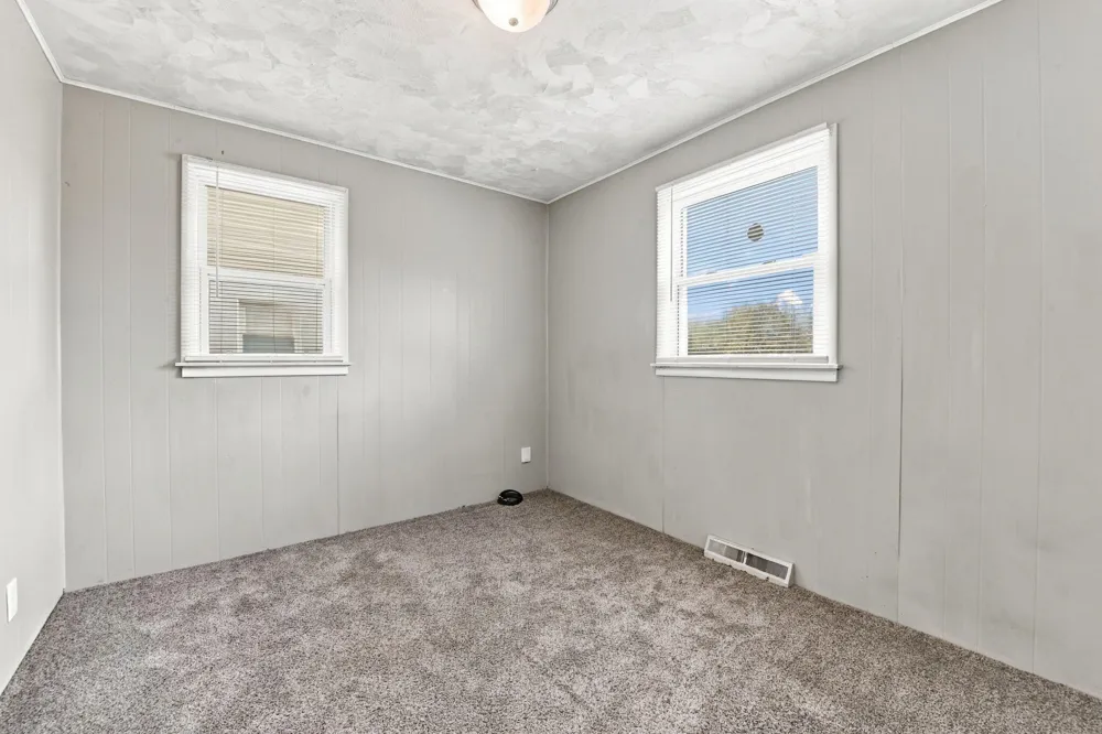 29209 Morlock Street Livonia, MI 48152