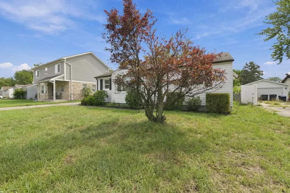29209 Morlock Street Livonia, MI 48152