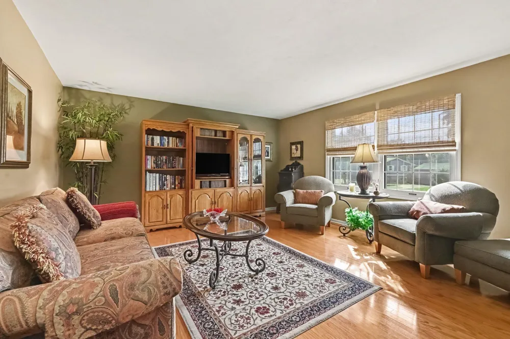 127 Sheffield Road Battle Creek, MI 49015