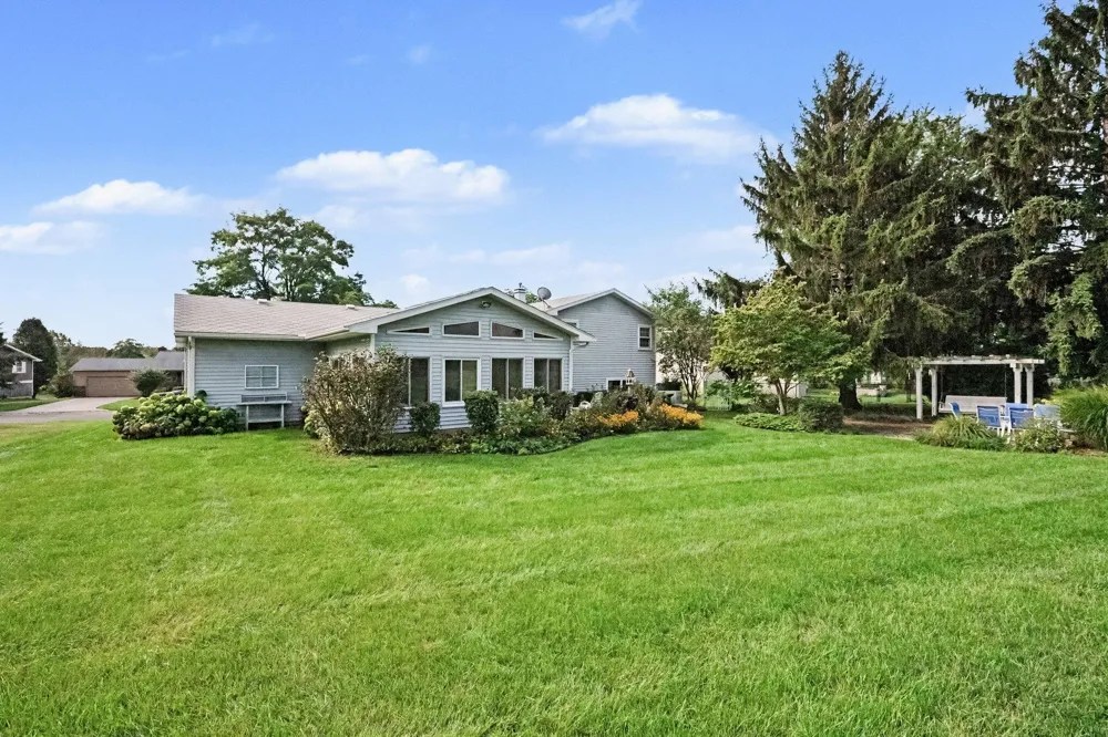 127 Sheffield Road Battle Creek, MI 49015