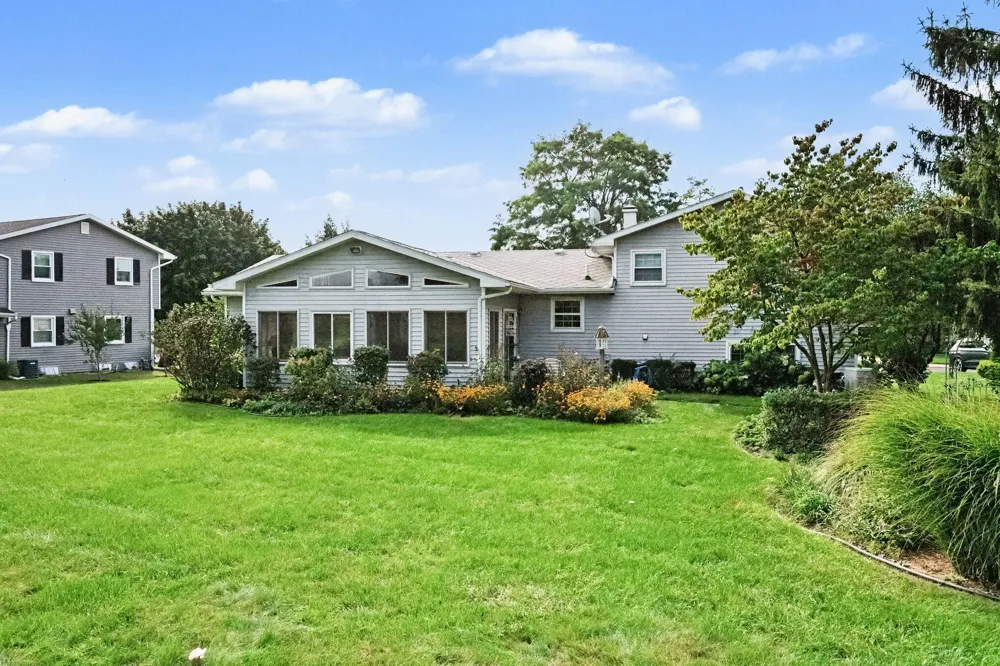 127 Sheffield Road Battle Creek, MI 49015