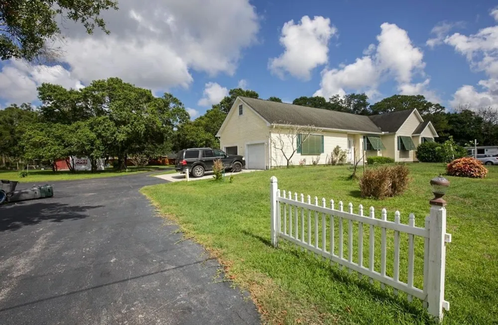 3162 DAME ROAD Fort Pierce, FL 34981