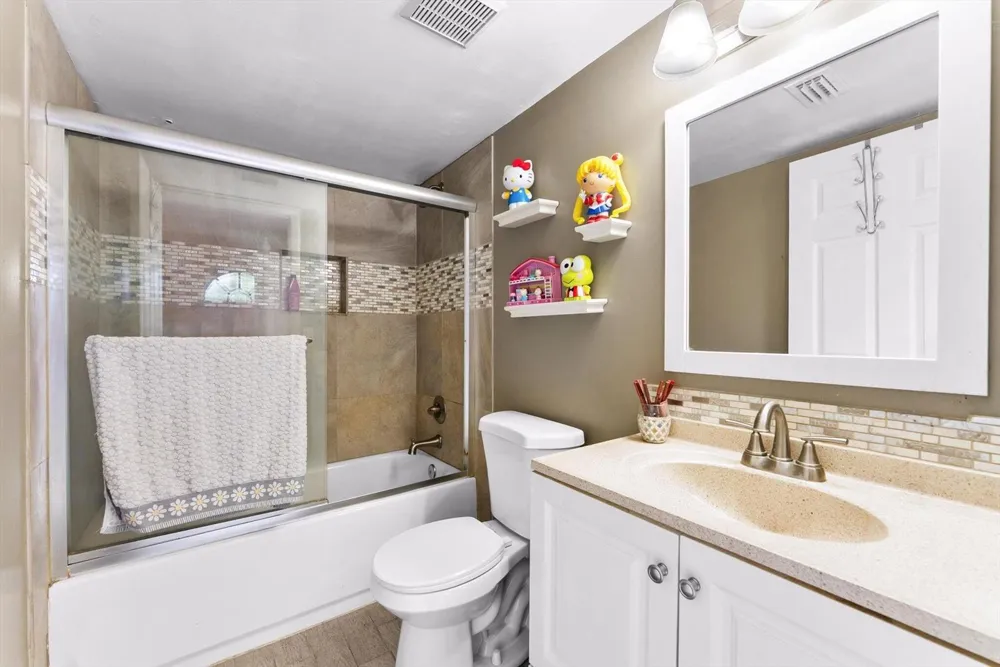 4240 Village Drive #D Delray Beach, FL 33445