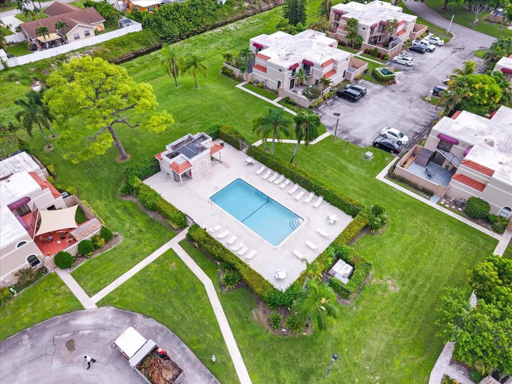 4240 Village Drive #D Delray Beach, FL 33445