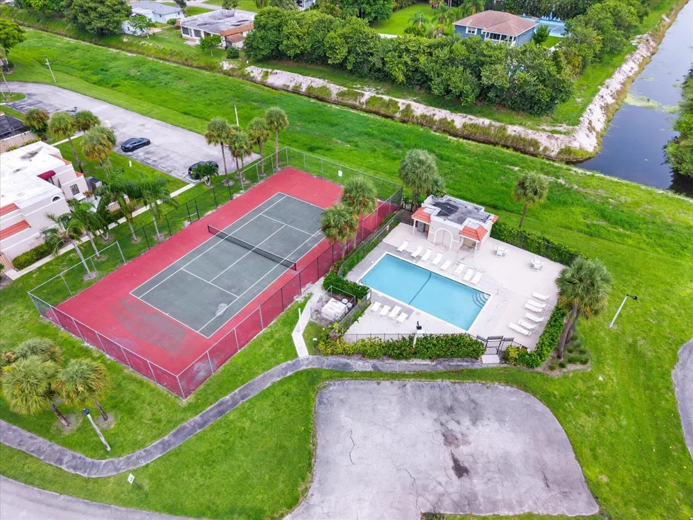 4240 Village Drive #D Delray Beach, FL 33445