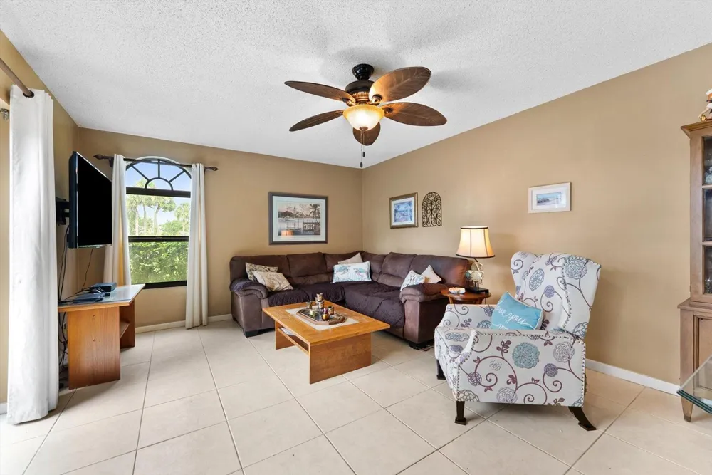 4240 Village Drive #D Delray Beach, FL 33445