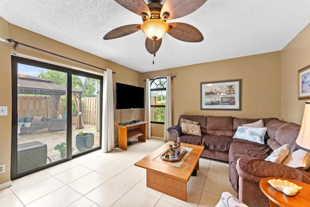 4240 Village Drive #D Delray Beach, FL 33445