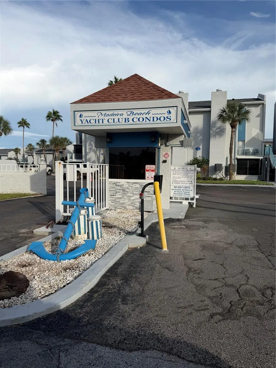 230 MEDALLION BOULEVARD #C Madeira Beach, FL 33708