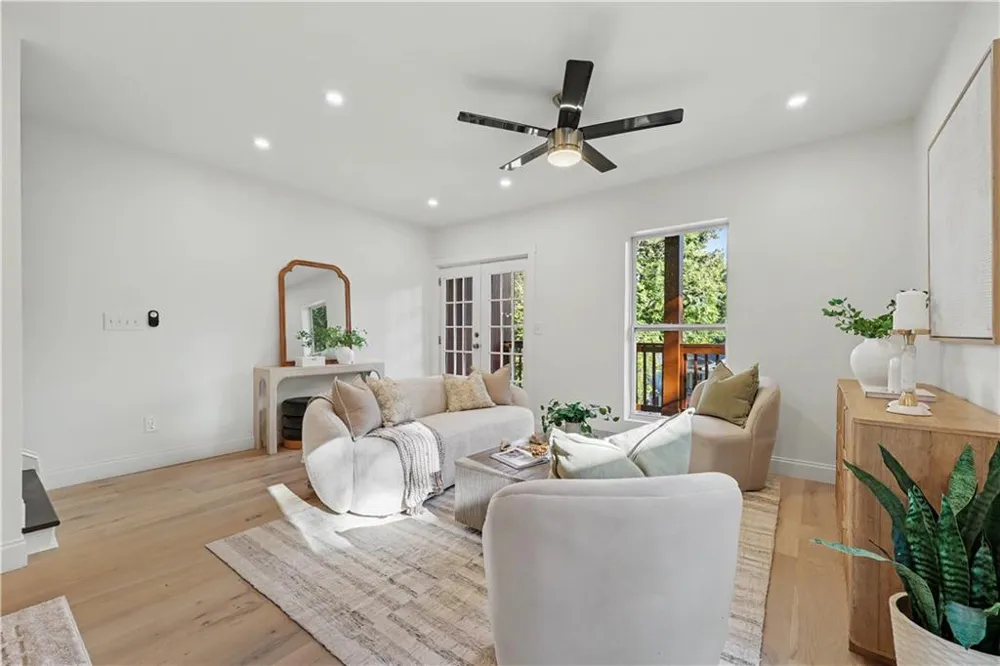 371 5th Street NE Atlanta, GA 30308