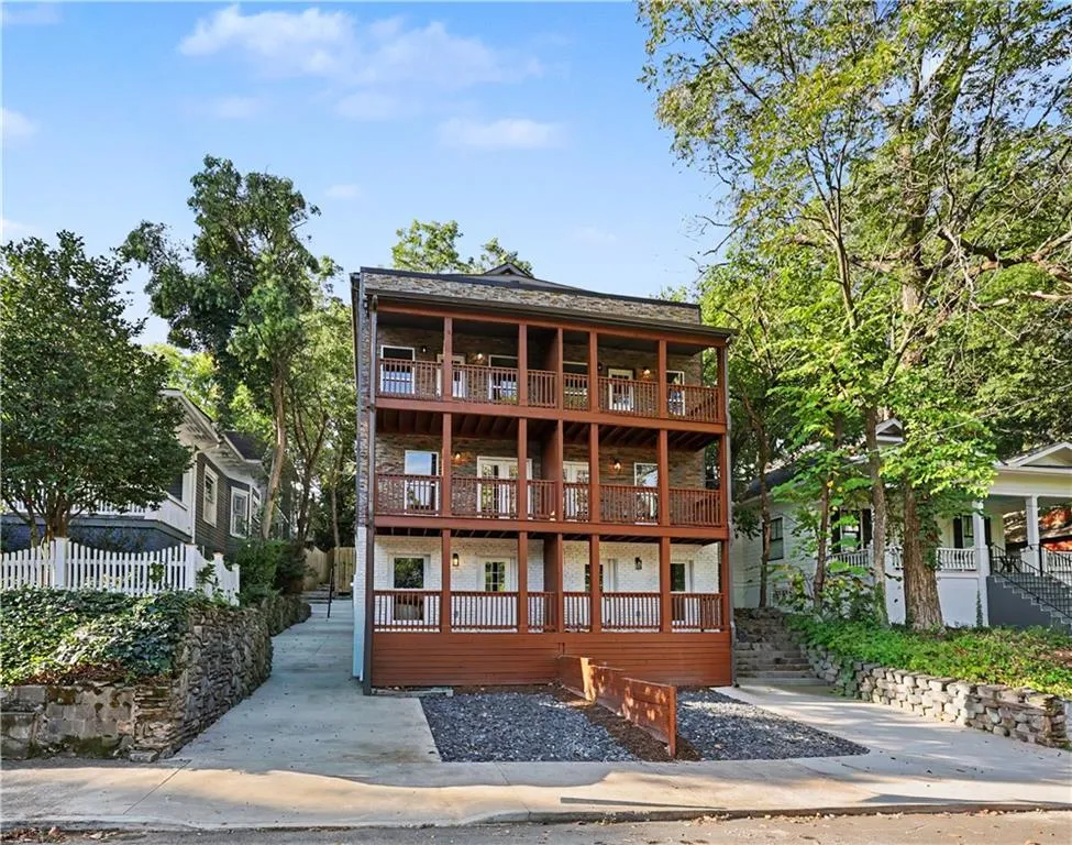 371 5th Street NE Atlanta, GA 30308