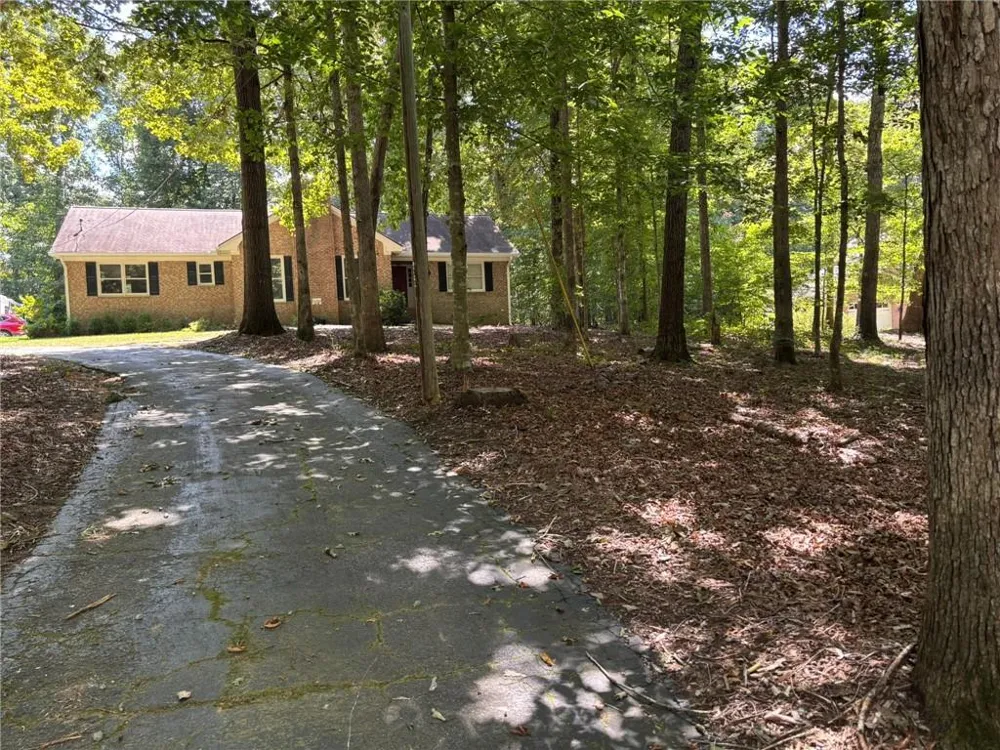 674 Clarke Trail Dacula, GA 30019