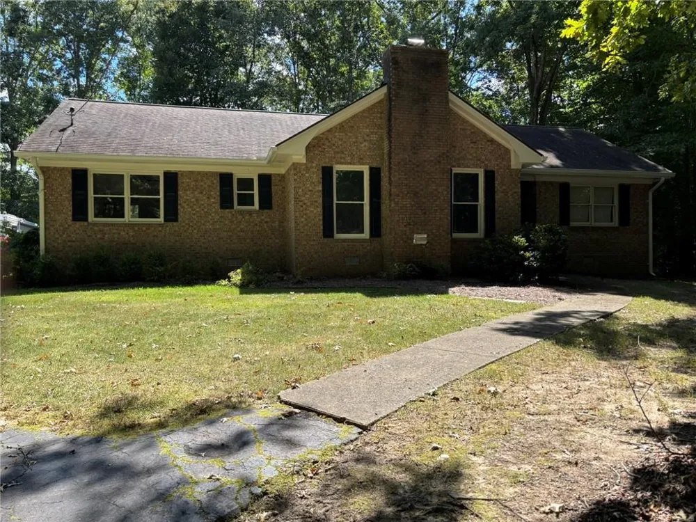 674 Clarke Trail Dacula, GA 30019