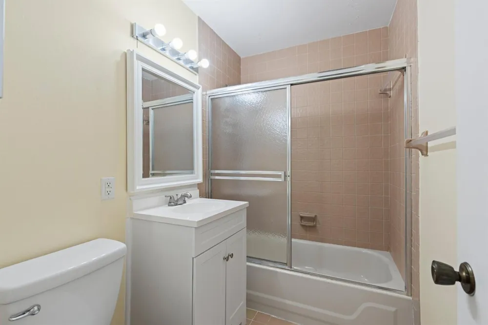 6850 NW 2ND AVENUE #16 Boca Raton, FL 33487