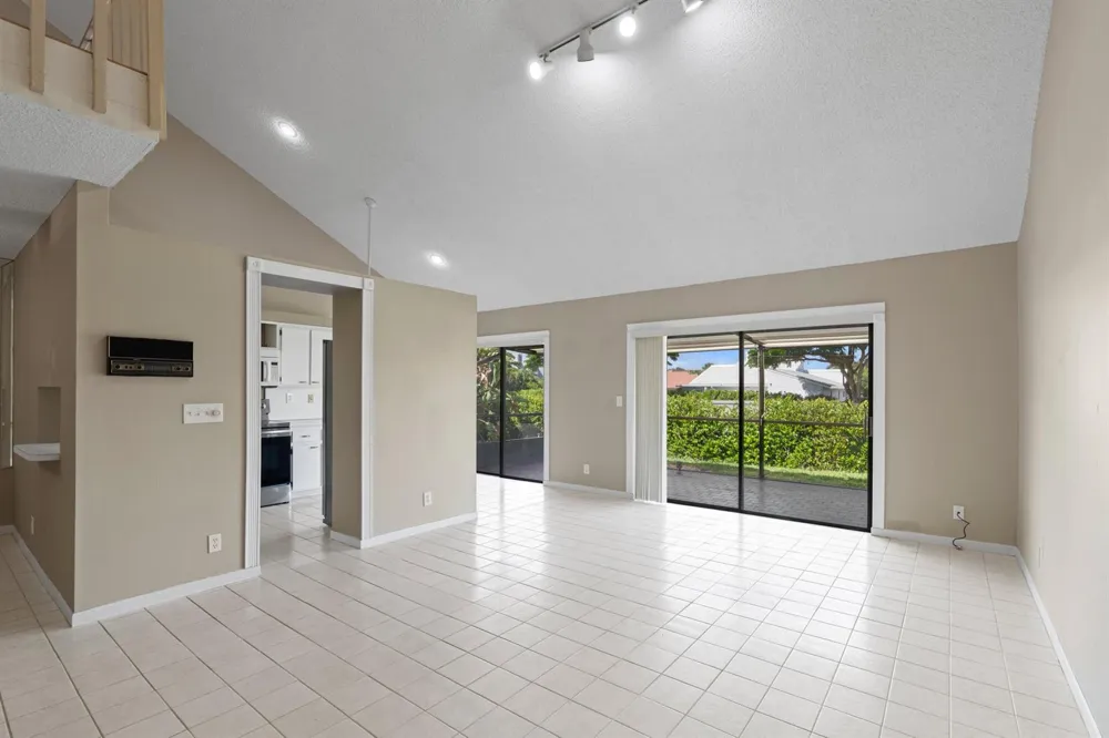 6850 NW 2ND AVENUE #16 Boca Raton, FL 33487