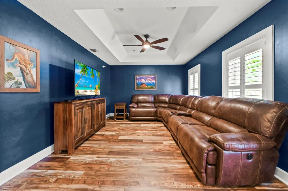 5703 Lago Del Sol Drive Lake Worth, FL 33449