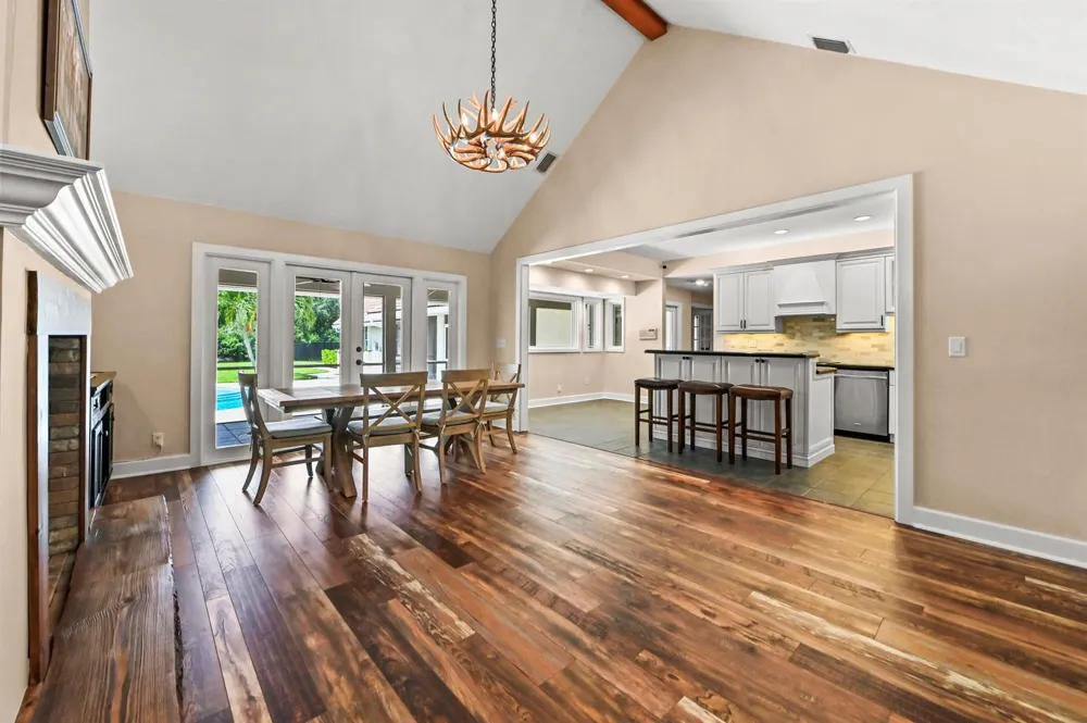 5703 Lago Del Sol Drive Lake Worth, FL 33449
