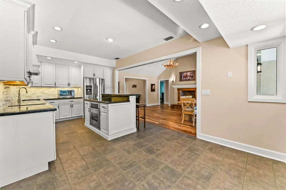 5703 Lago Del Sol Drive Lake Worth, FL 33449