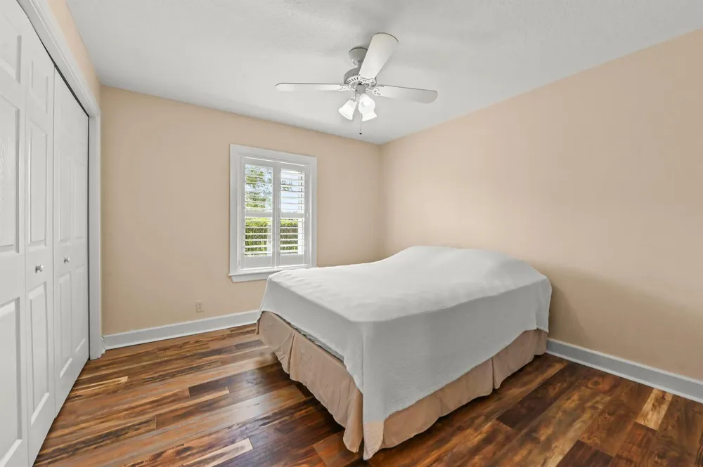 5703 Lago Del Sol Drive Lake Worth, FL 33449