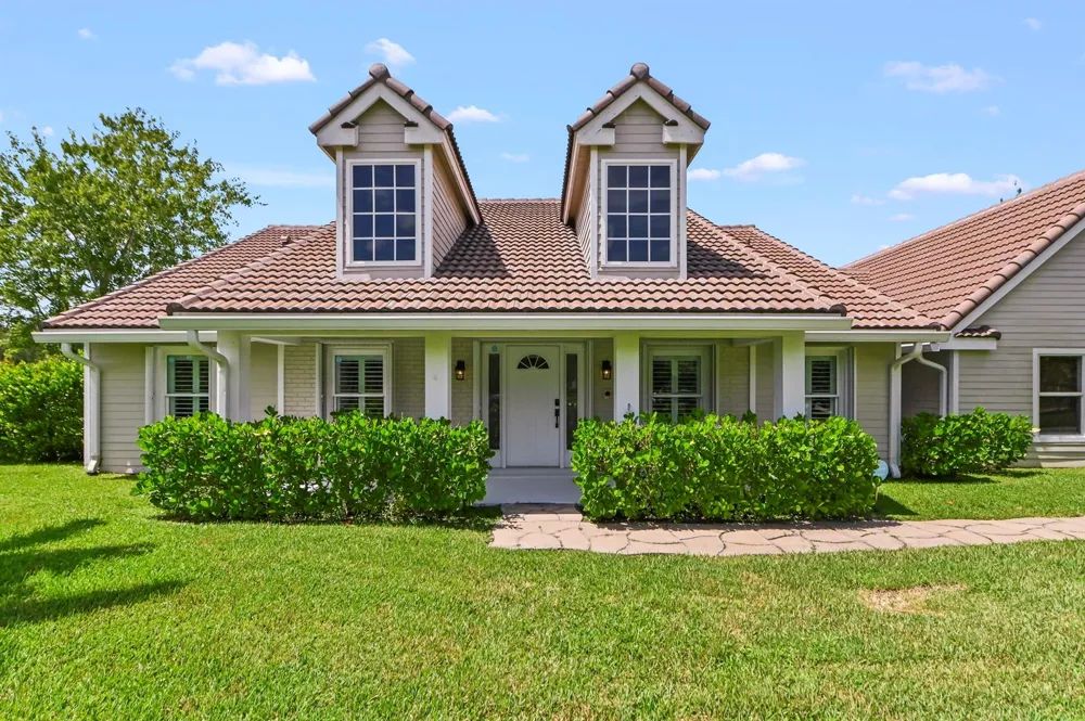 5703 Lago Del Sol Drive Lake Worth, FL 33449