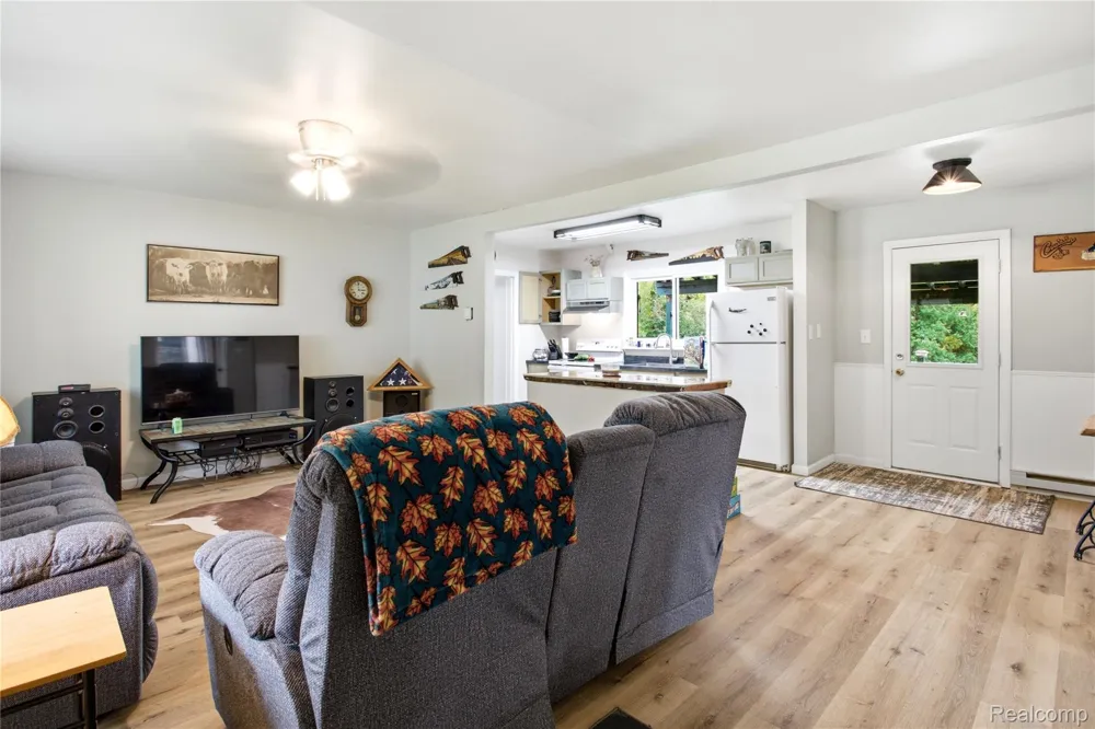 4945 Miller Road Scio Township, MI 48103