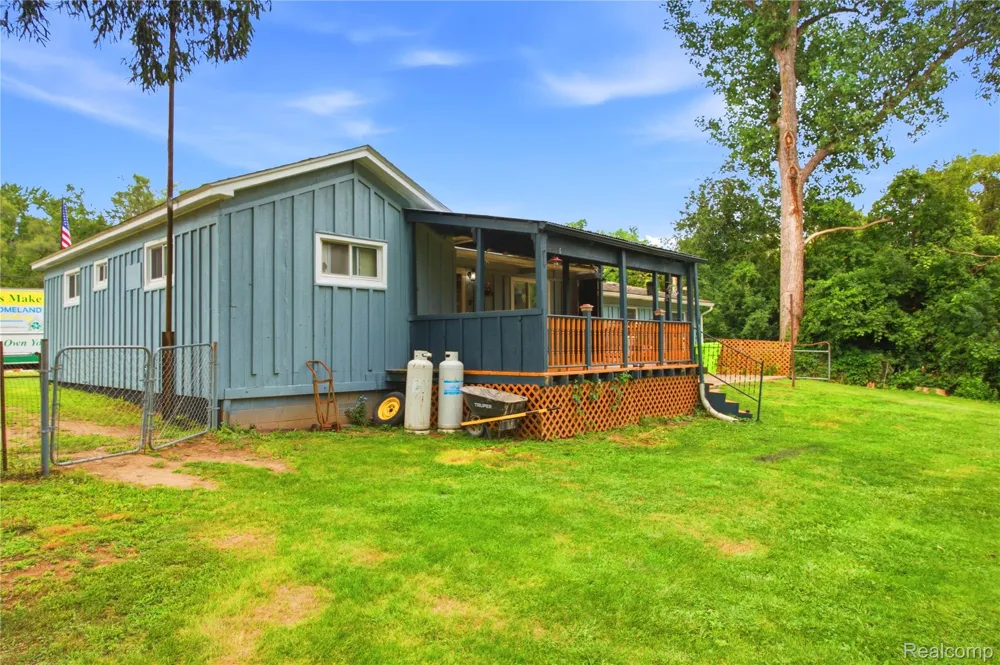 4945 Miller Road Scio Township, MI 48103