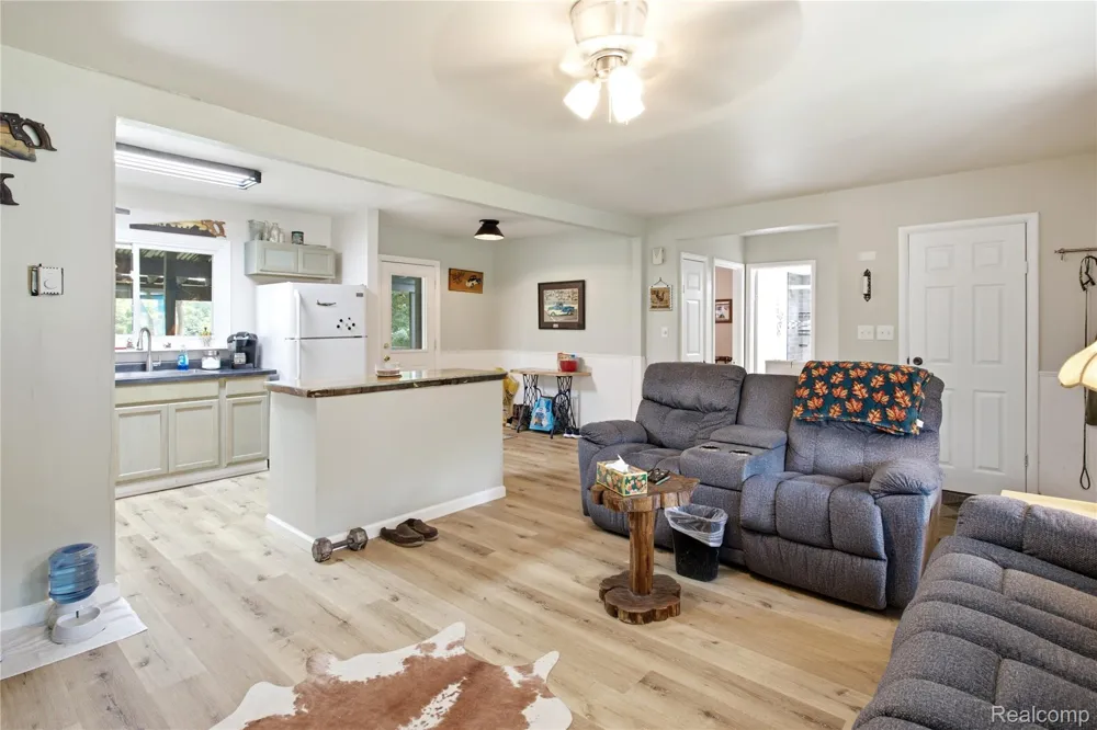 4945 Miller Road Scio Township, MI 48103
